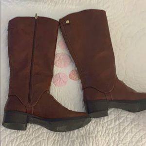 Brown boots